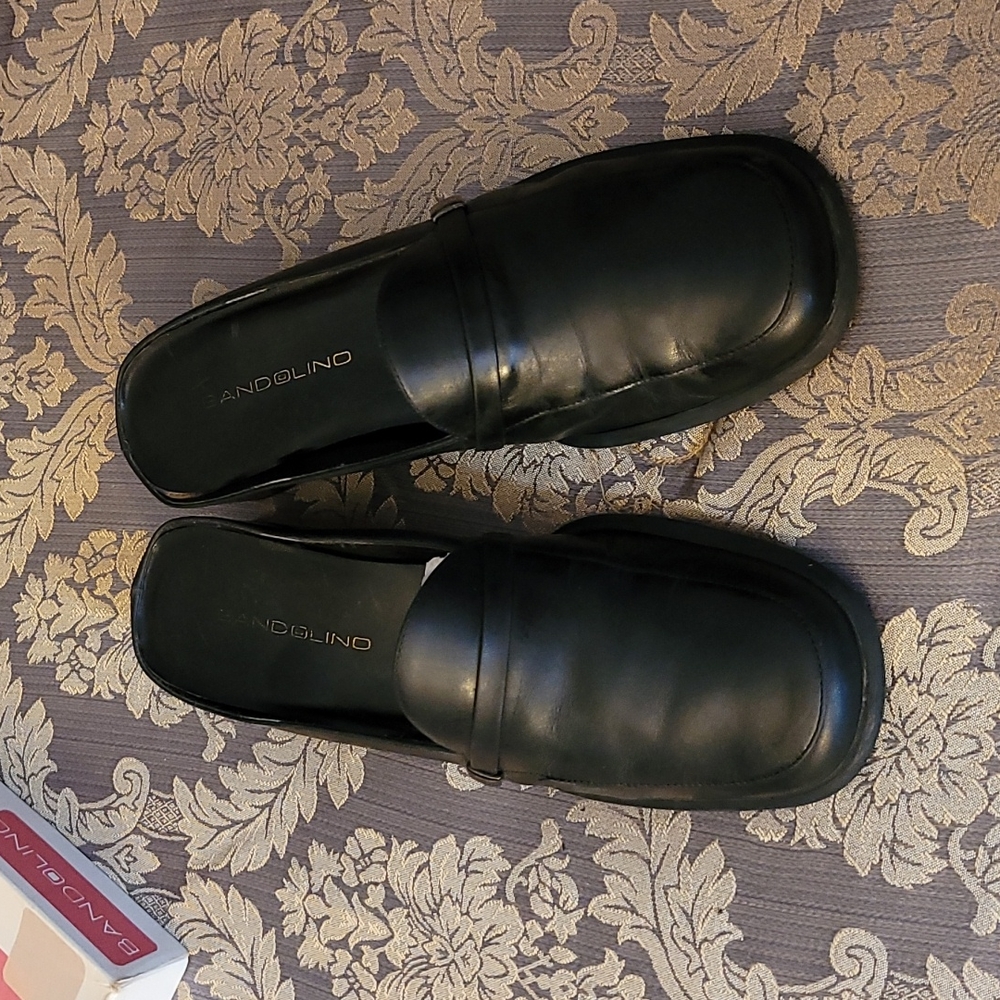 BANDOLINO Black Leather Slides